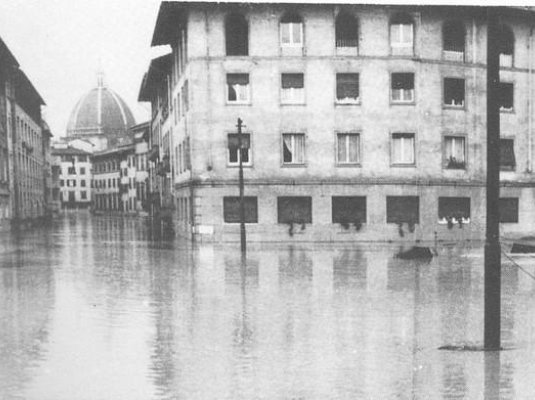 1966, l'alluvione che sconvolse Firenze: la Fondazione Montanelli Bassi la ricorda
