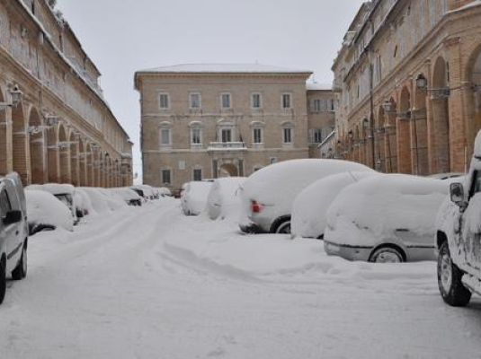 Emergenza neve: Fermo, scuole chiuse in otto comuni